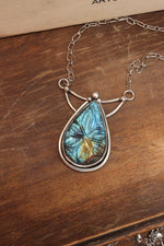 Load image into Gallery viewer, Forest Starlight - Bar Necklace
