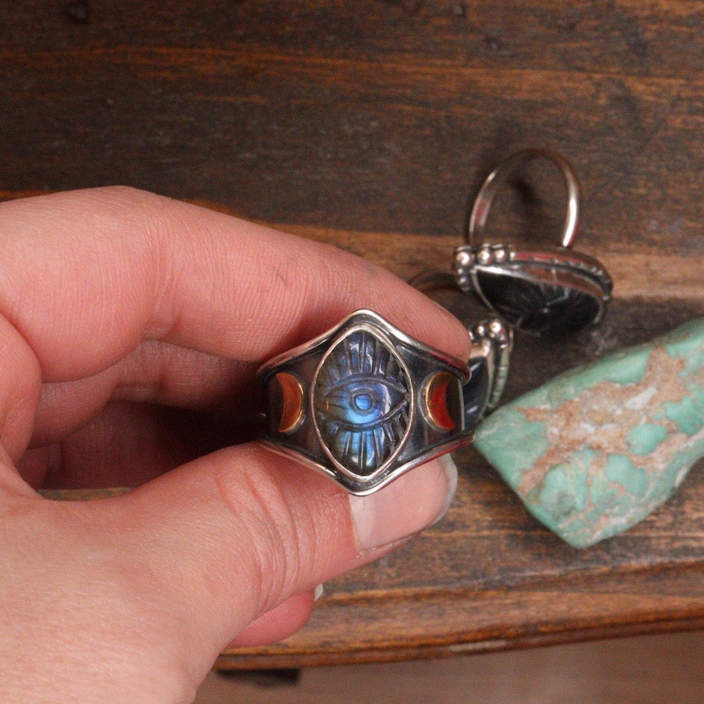 Eye of Divination Shield - Ring size11