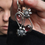 Load image into Gallery viewer, Planting seeds- Earrings

