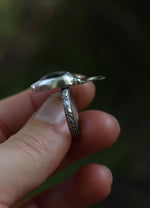 Load image into Gallery viewer, Crescent moon- Ring size 5
