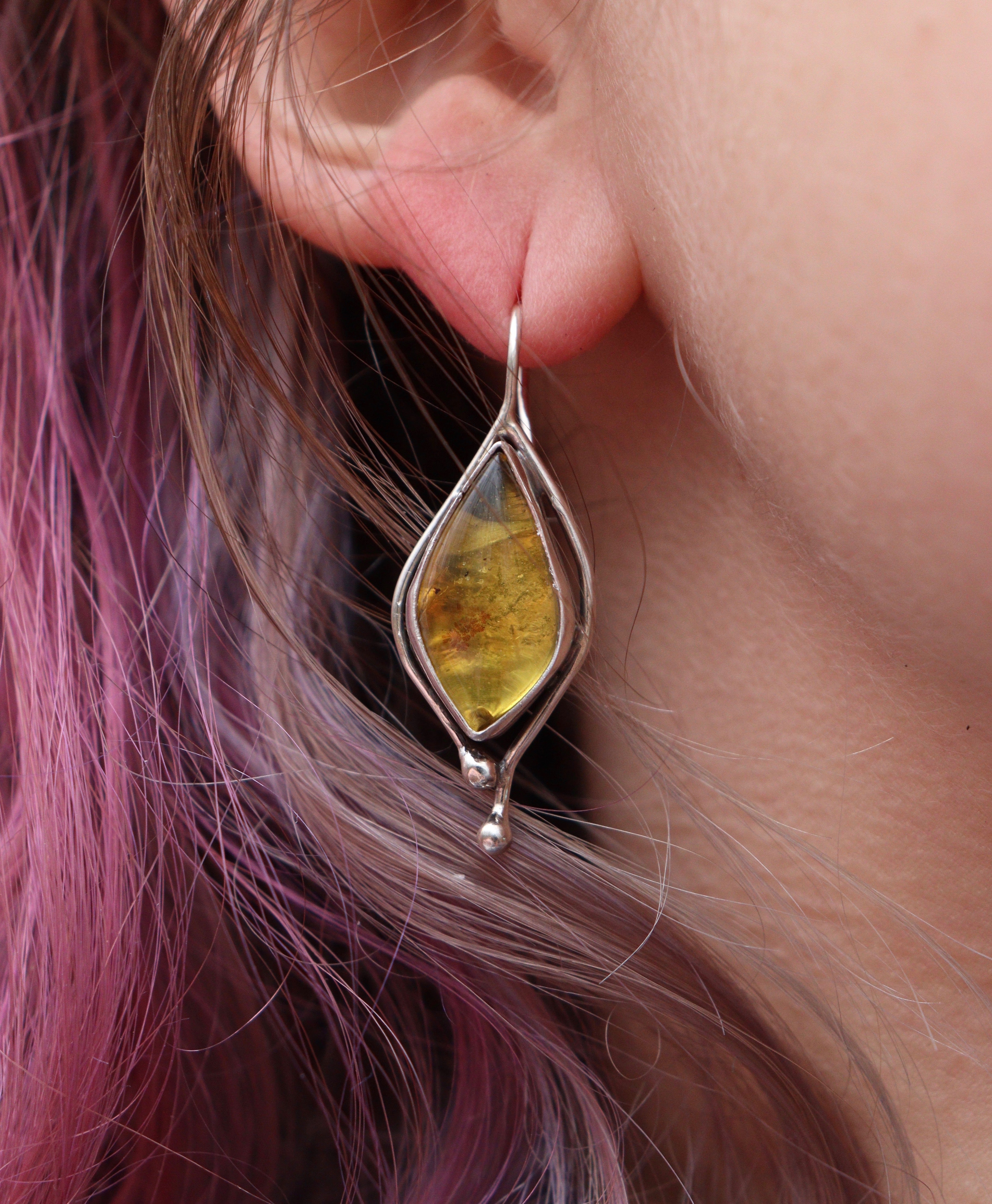 Honey drop- Amber earrings