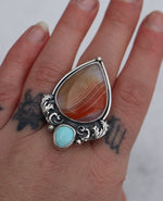 Load image into Gallery viewer, Groovie time - Ring size 8-8 1/2th
