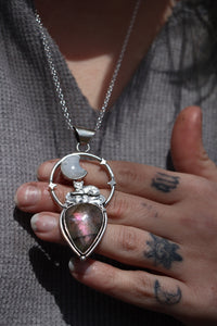 Cat in the cradle with a silver moon - Necklace