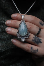 Load image into Gallery viewer, Aquamarine and Moonstone - Necklace

