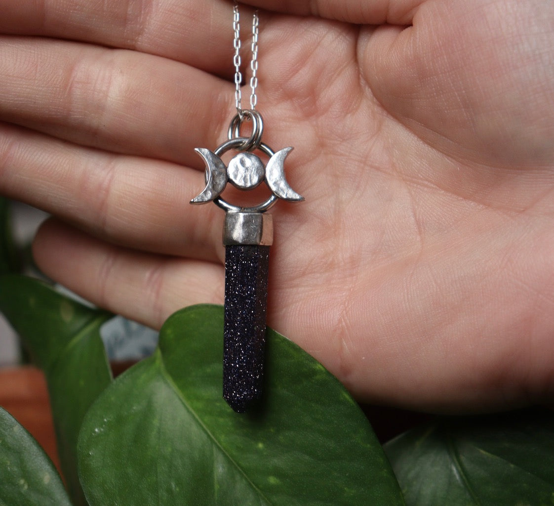 Moon phase magic- Necklace