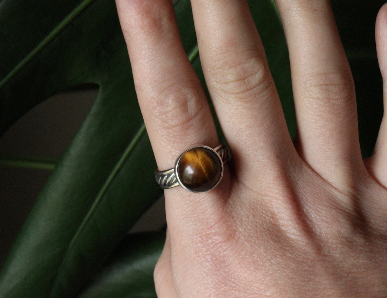 Mens Tiggers eye Ring